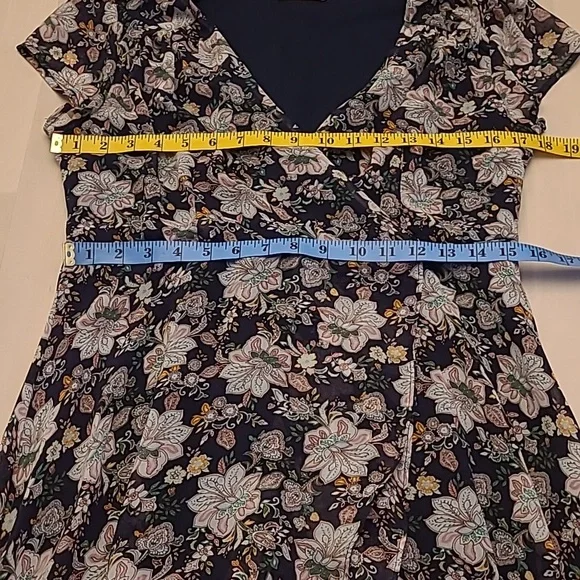 LIKE NEW Altar'd State Floral Print High Low Floral Short Sleeved Dress - Picture 10 of 12